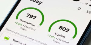 How to Build Your Credit from Scratch as a Canadian Immigrant: Credit score displayed in a mobile app.